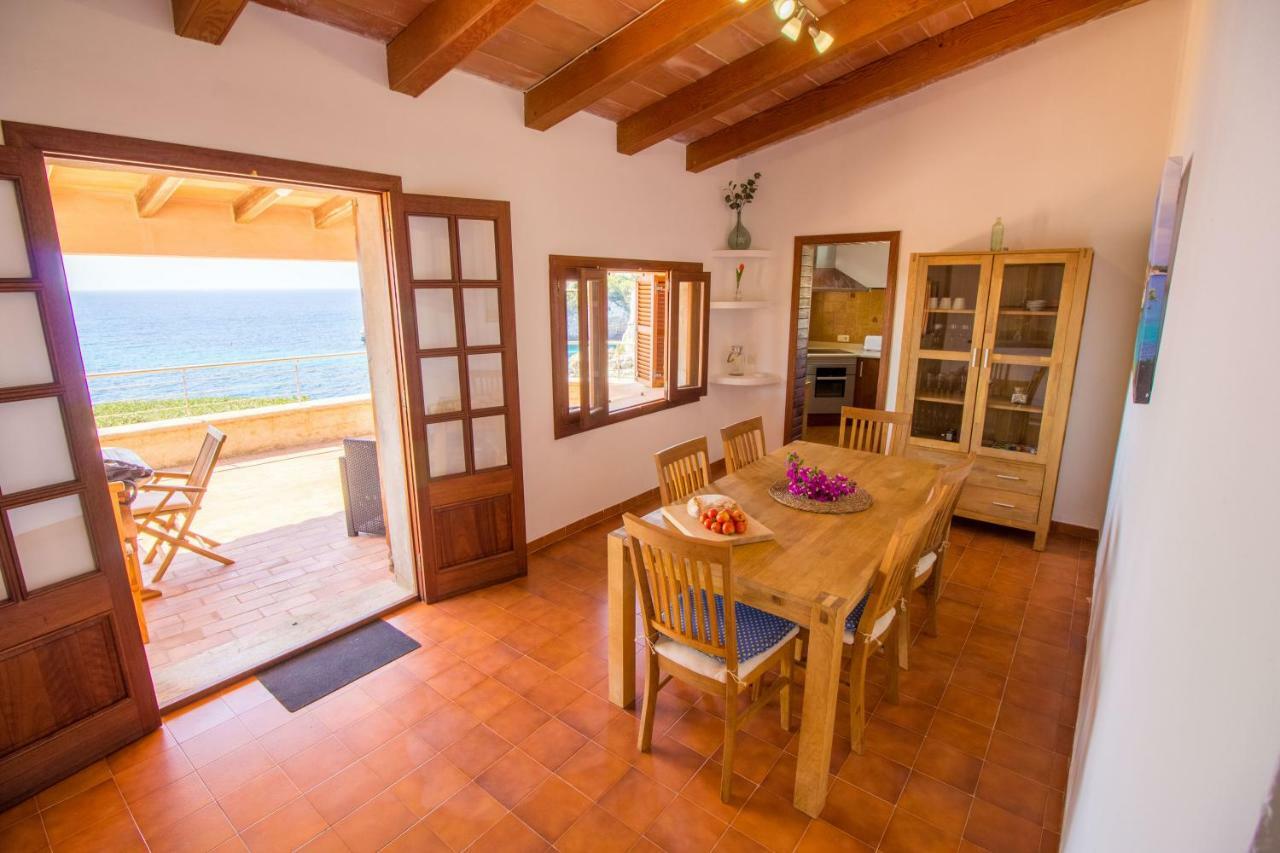 Beautiful Private Villa On The Sea Santanyi Ngoại thất bức ảnh